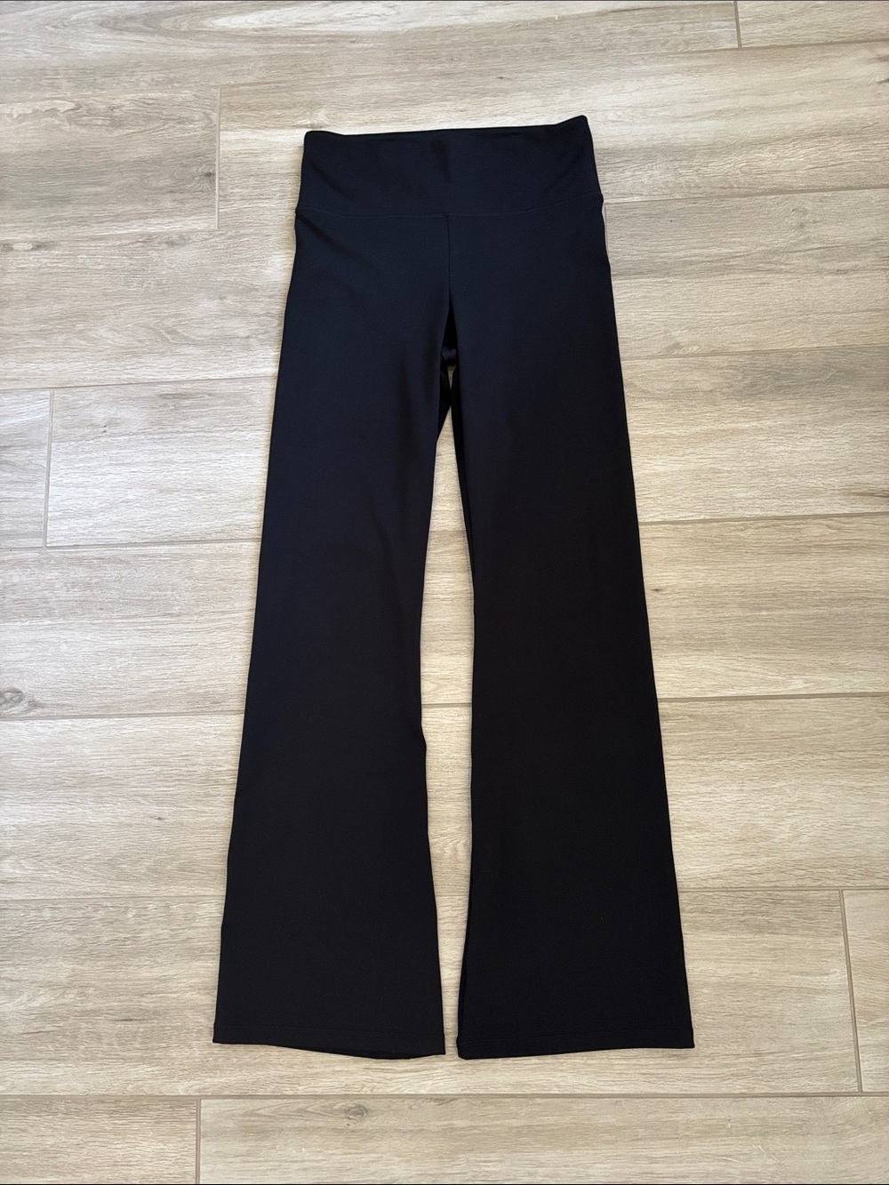 American Eagle Black The Everything Flare Pants Leggings Size Medium